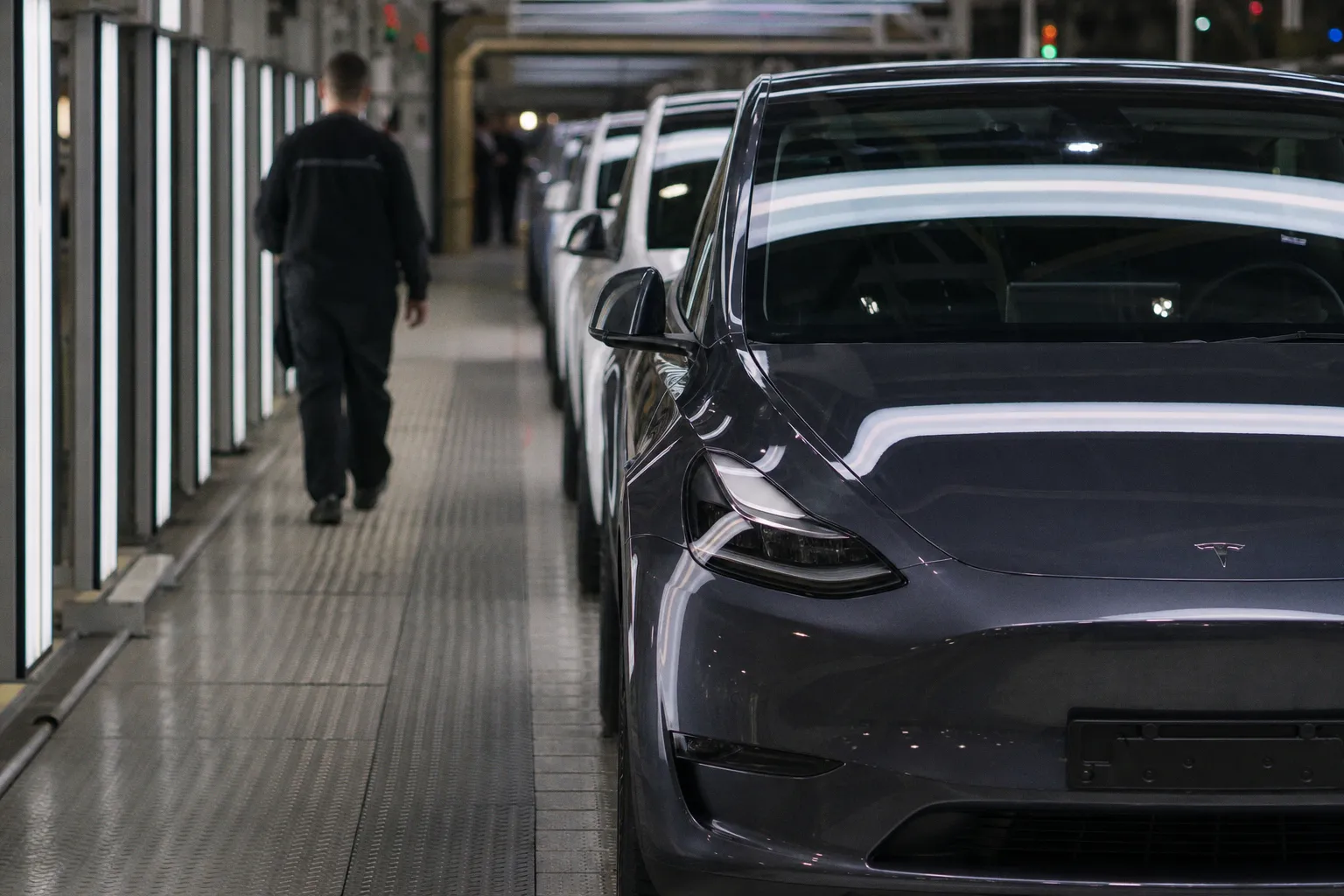 Акции Tesla и индекс Magnificent Seven: почему аналитики сфокусировались на данных о поставках