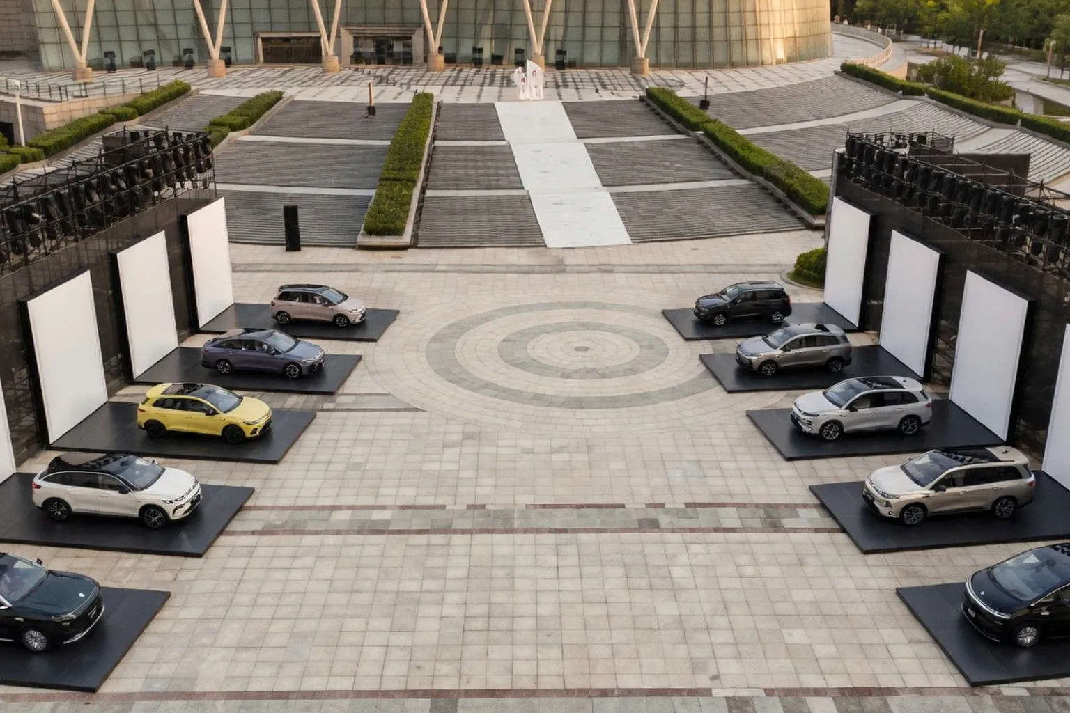 Глобальный переход на электромобили: как архитектура Leapmotor меняет компоновку авто